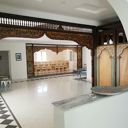 Dar Mamina Bed & Breakfast Sidi ash Shammakh Bagian luar foto