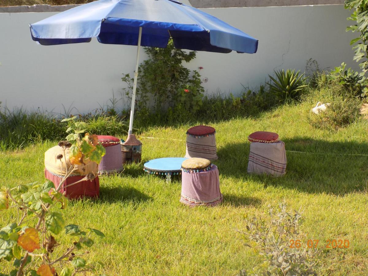 Dar Mamina Bed & Breakfast Sidi ash Shammakh Bagian luar foto