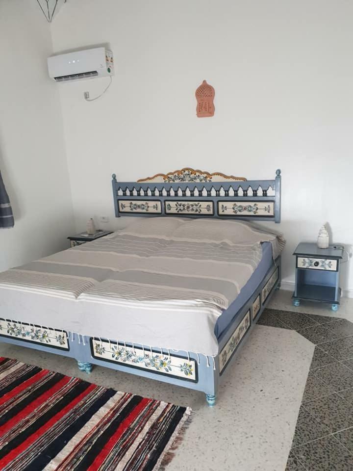 Dar Mamina Bed & Breakfast Sidi ash Shammakh Bagian luar foto