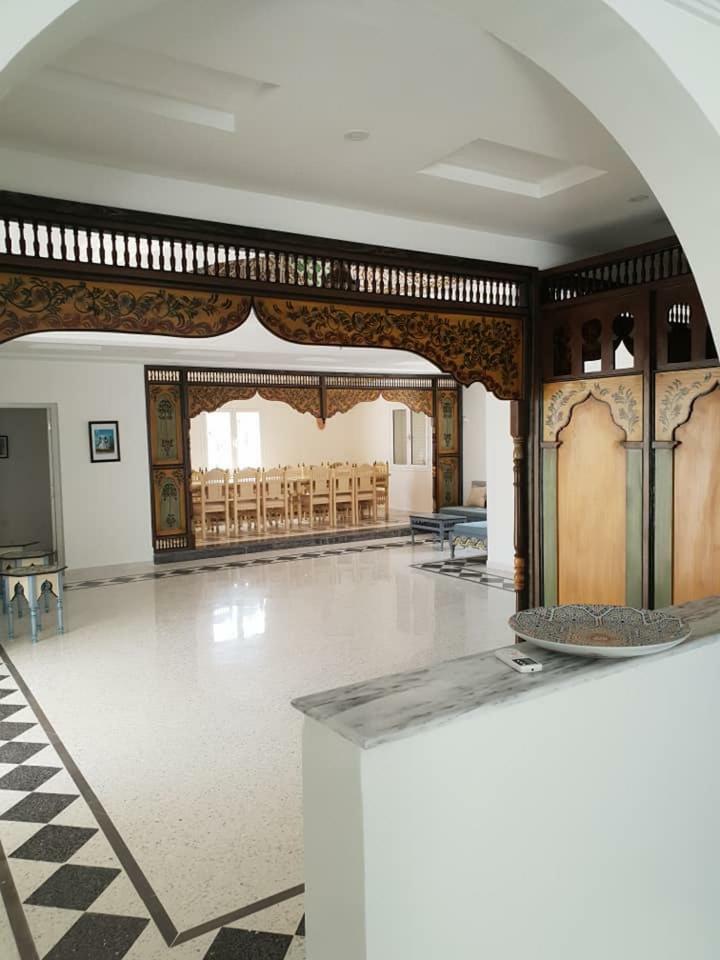 Dar Mamina Bed & Breakfast Sidi ash Shammakh Bagian luar foto