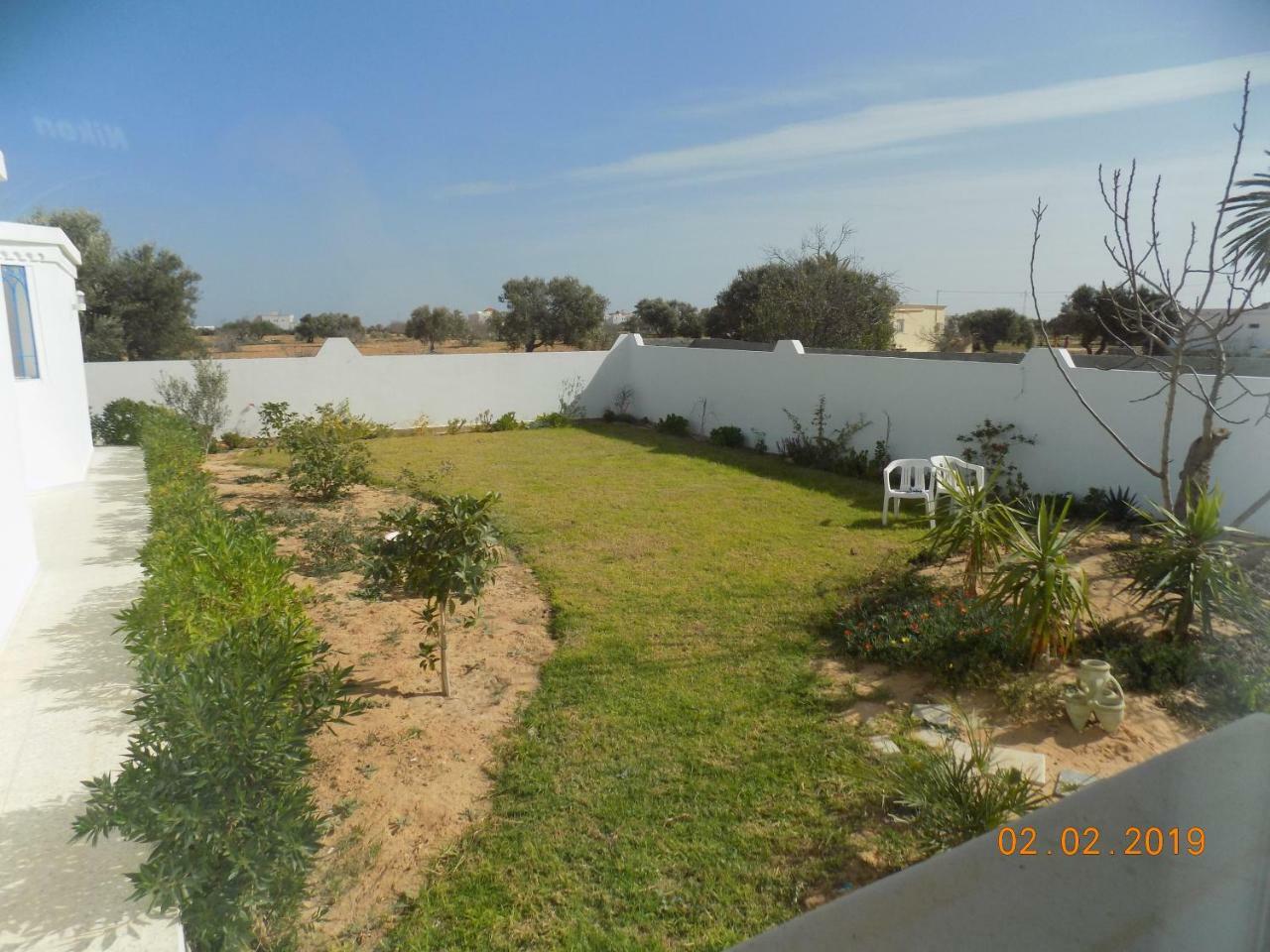Dar Mamina Bed & Breakfast Sidi ash Shammakh Bagian luar foto