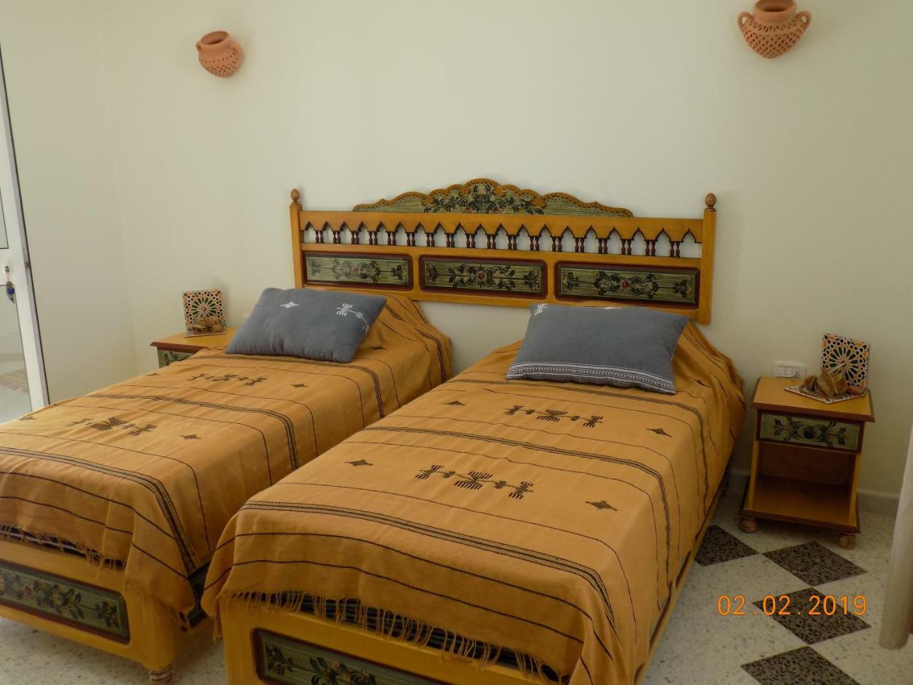 Dar Mamina Bed & Breakfast Sidi ash Shammakh Bagian luar foto
