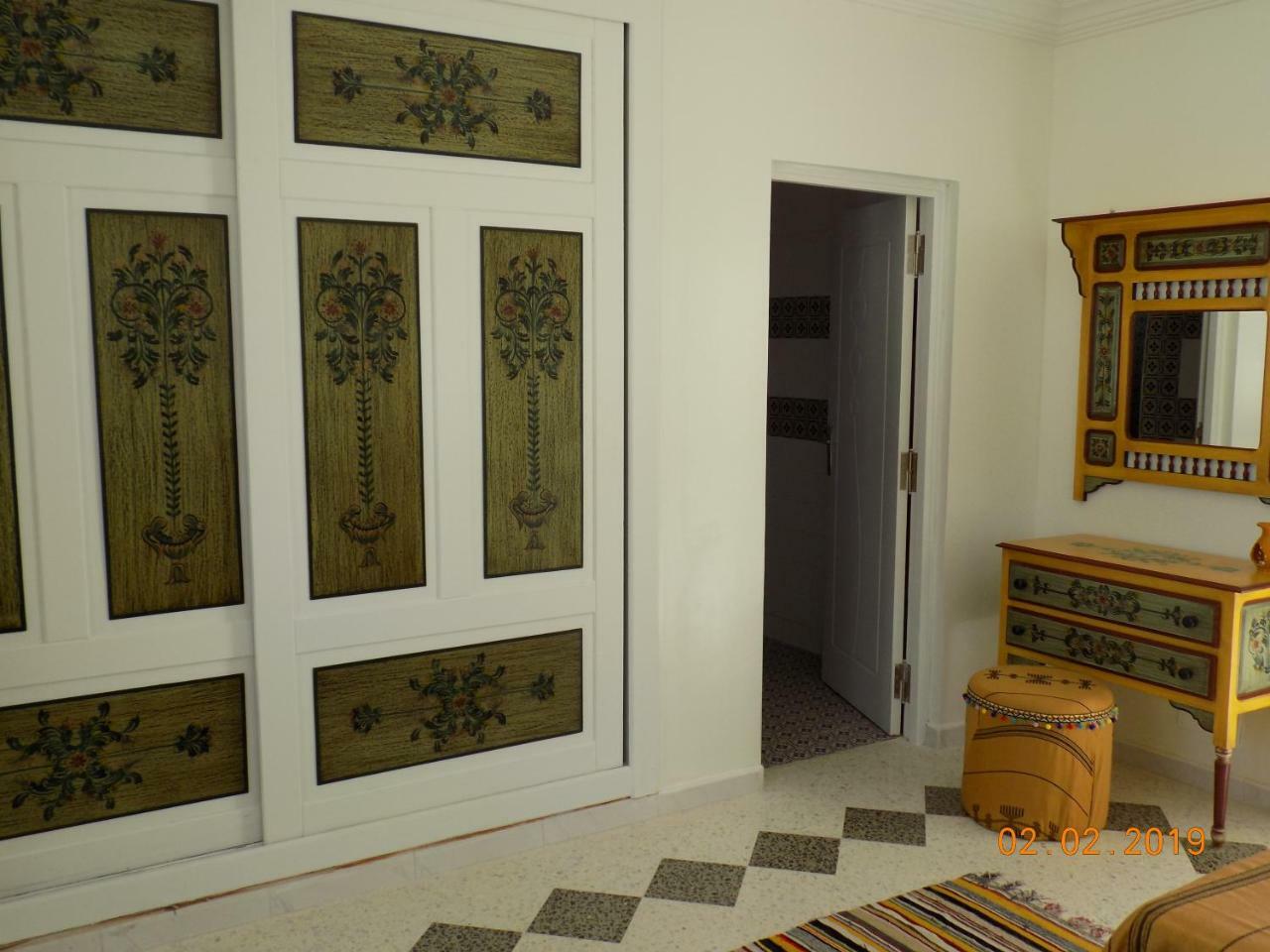 Dar Mamina Bed & Breakfast Sidi ash Shammakh Bagian luar foto