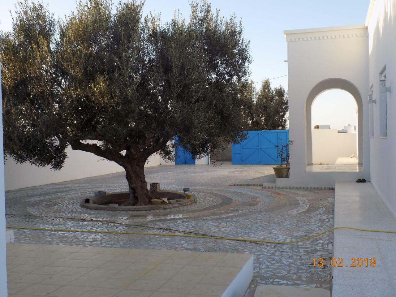 Dar Mamina Bed & Breakfast Sidi ash Shammakh Bagian luar foto