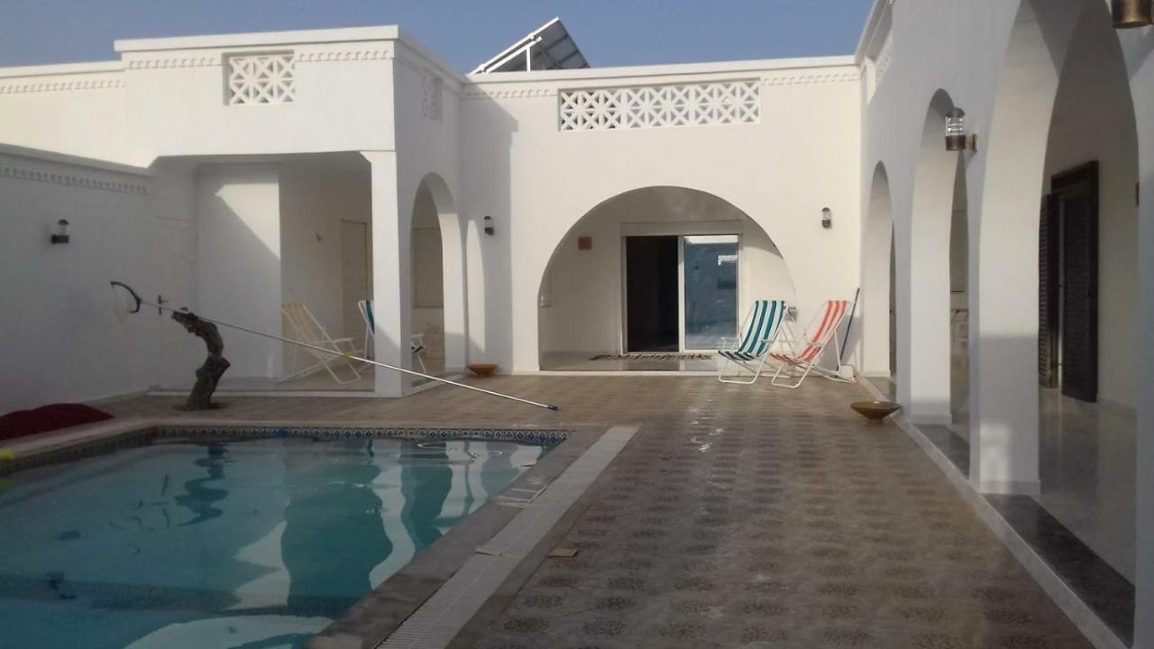Dar Mamina Bed & Breakfast Sidi ash Shammakh Bagian luar foto